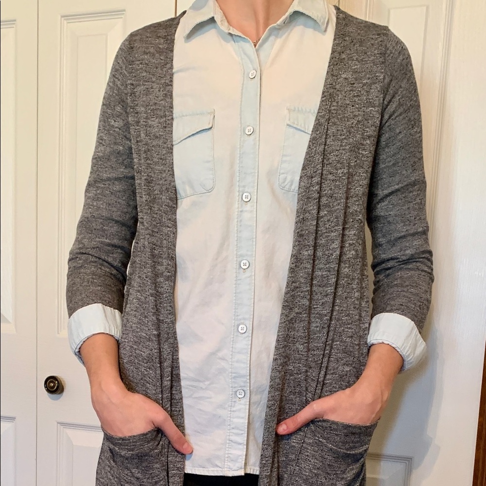 LuLaRoe heathered gray long sweater. XS, lightweight